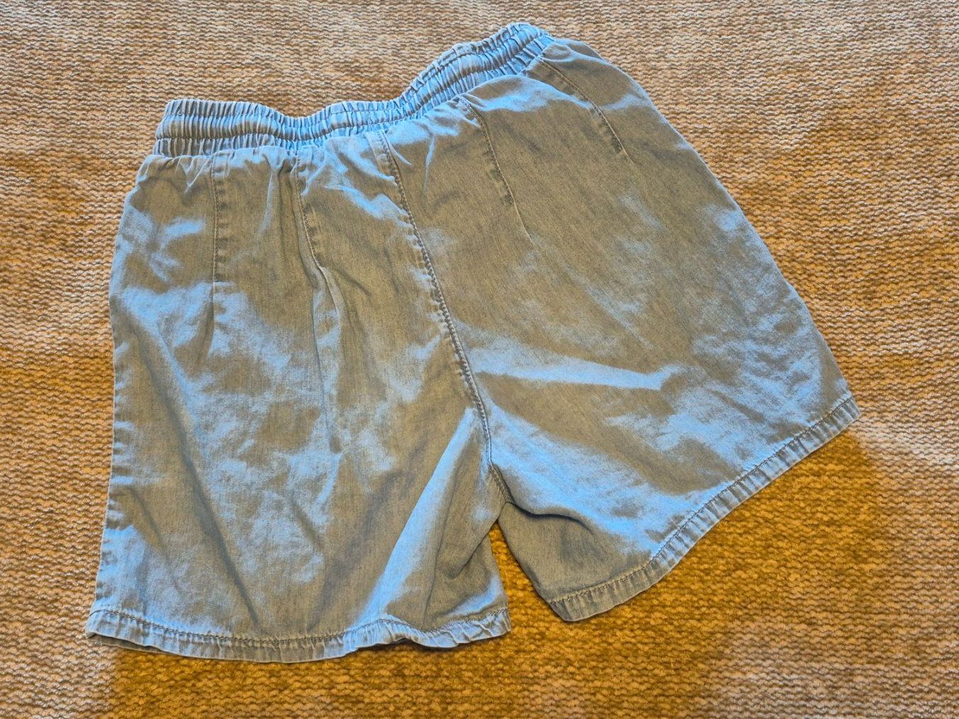 Hosen: Mädchen Shorts Gr. 140 – Neu (gemäss Beschreibung) aus Winterthur von cbe_5ph7 1