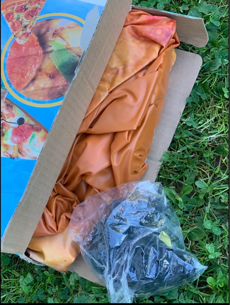 Materassi: Luftmatratze „PIZZA“  – Usato da Wangen b. Olten venduto da Finolino28 2