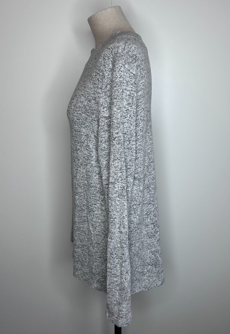 H&M Pullover & Sweatshirts: H&M Pullover – Gebraucht aus St. Gallen von look-twice 1