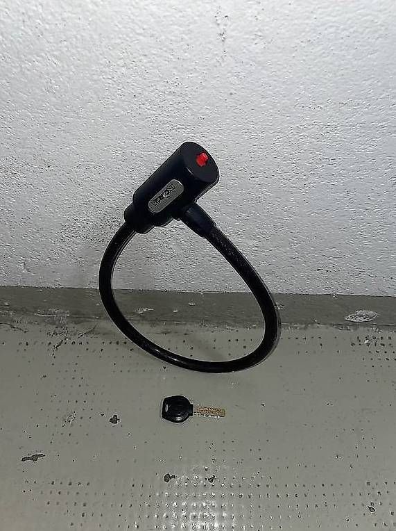 Schlösser: Câble antivol à clé pour vélo - Bon état – Gebraucht aus Genève von alo_vg7s 3