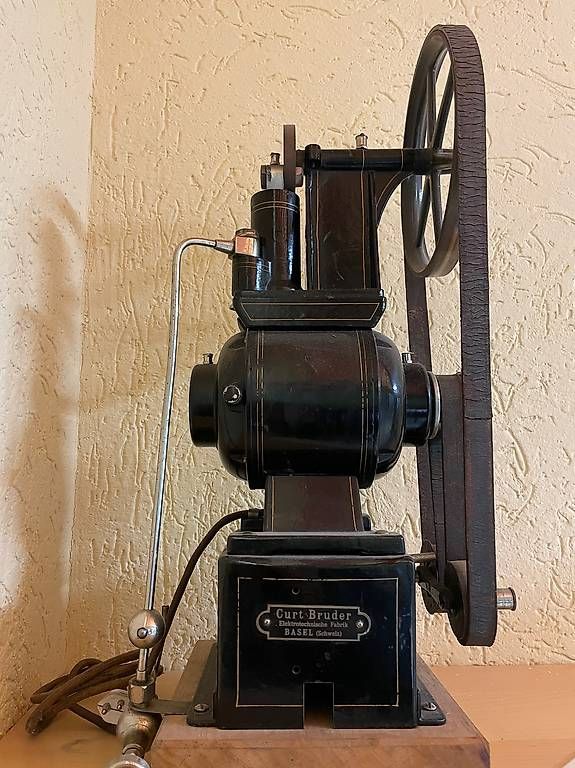 Compressori: Ancien compresseur de dentiste – Usato da Poliez-Pittet venduto da Luckyman59 2