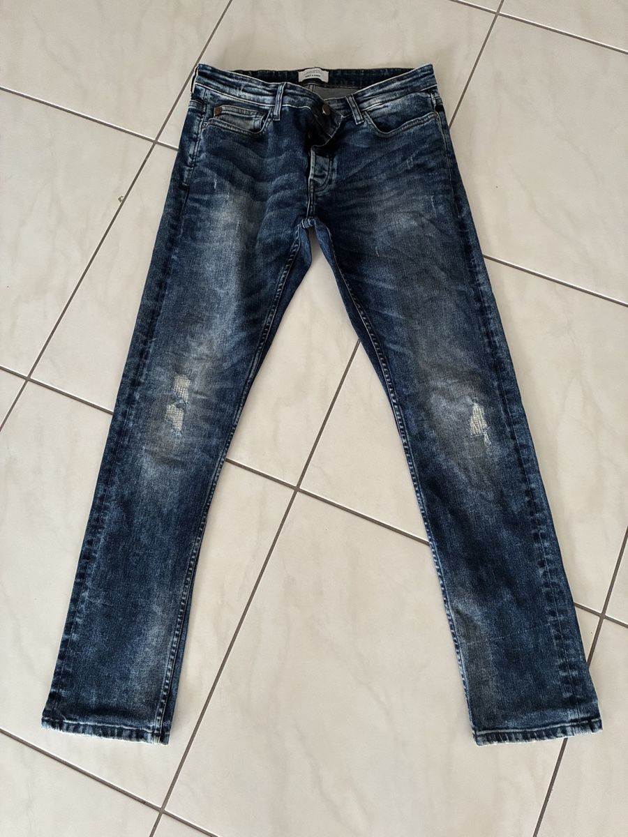 Jeans: Jeanshose gr. 32/32 – Nuovo (secondo la descrizione) da Wald ZH venduto da Slaste