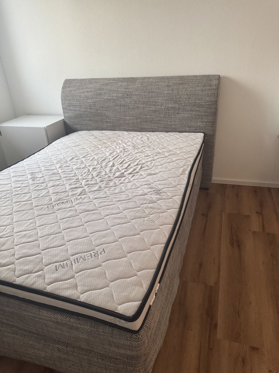 Lits: Boxspringbett  – D'occasion à Wiedlisbach par vol_lhk8 1