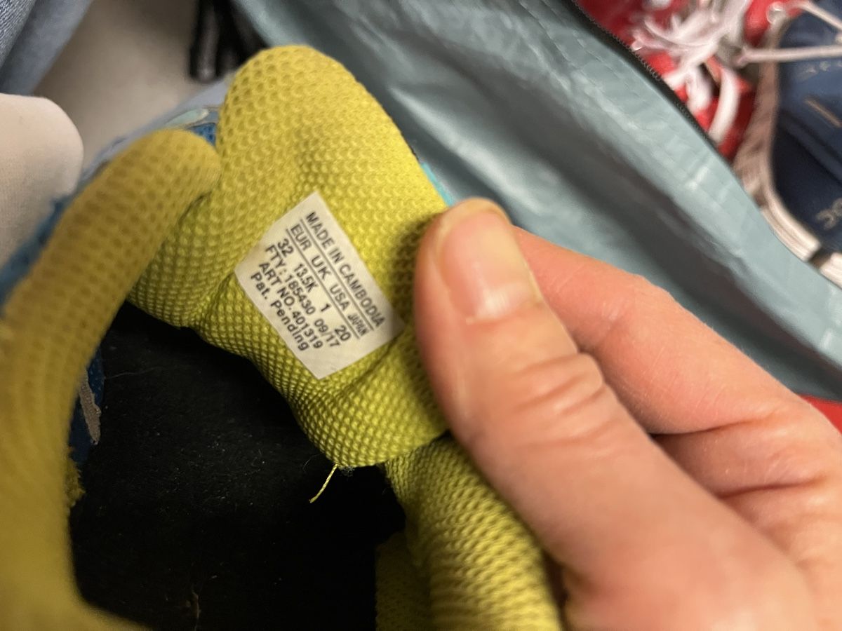 Salomon Scarpe per ragazzi: Kinder Trekkingschuh Salomon – Usato da Wetzikon ZH venduto da joc_p8jn 1