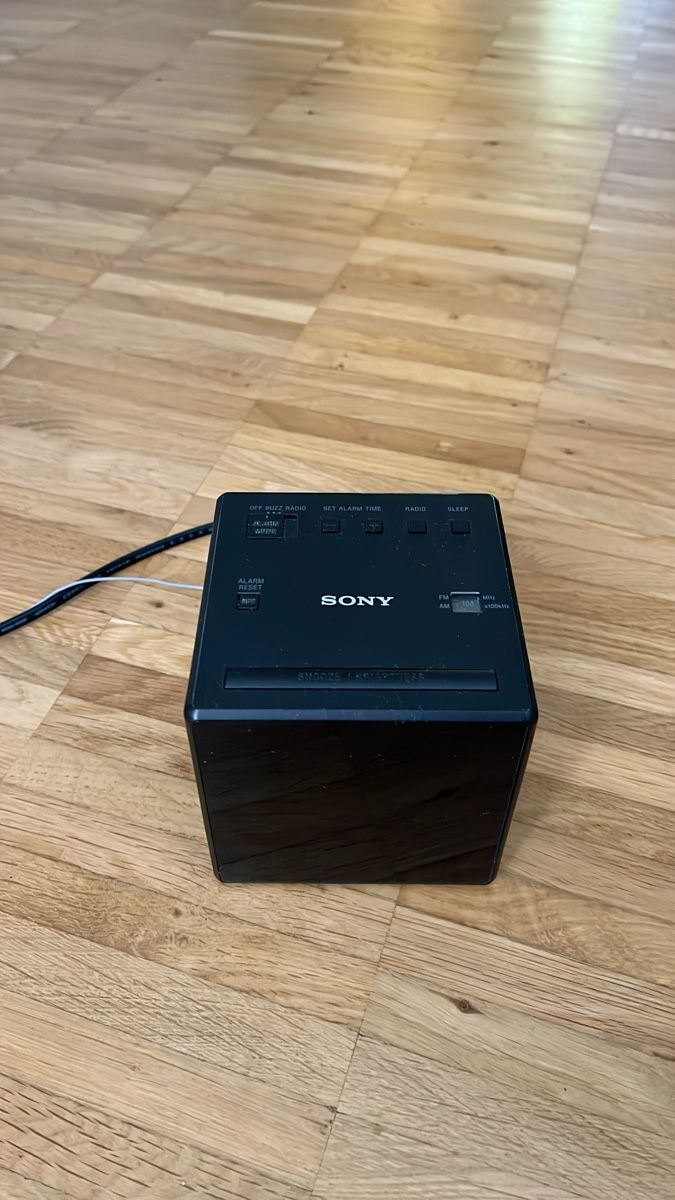 Sony Wecker: Sony Radiowecker mit Snooze Funktion – Gebraucht aus Dübendorf von Jery84