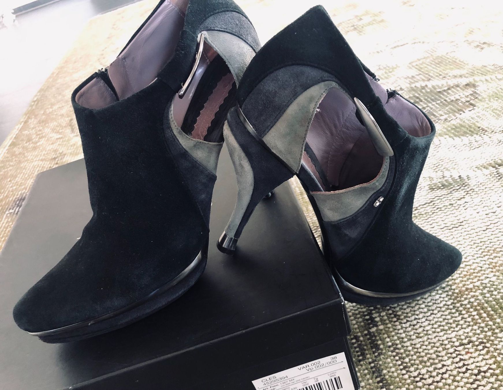 Max Mara Scarpe da donna: Sportmax Pumps, Wildleder schwarz – Usato da Nürensdorf venduto da Magoo