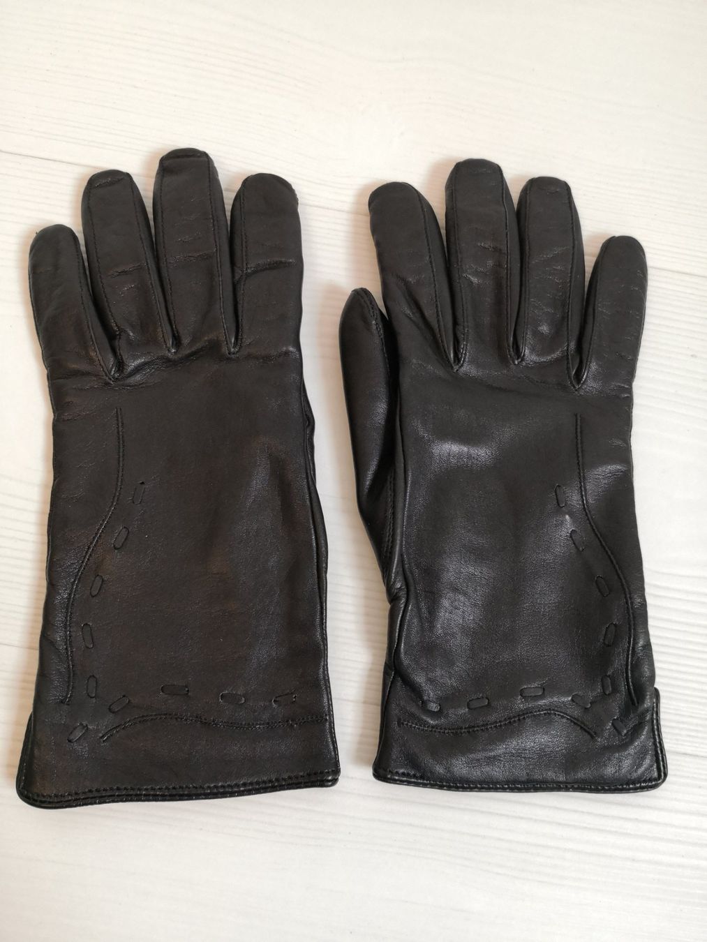 Guanti & manicotti: 🤩LEDER-HANDSCHUHE SCHWARZ MIT MUSTER & GEFUTTERT NEU – Nuovo (secondo la descrizione) da Olten venduto da Naja-Twins-Twins 4