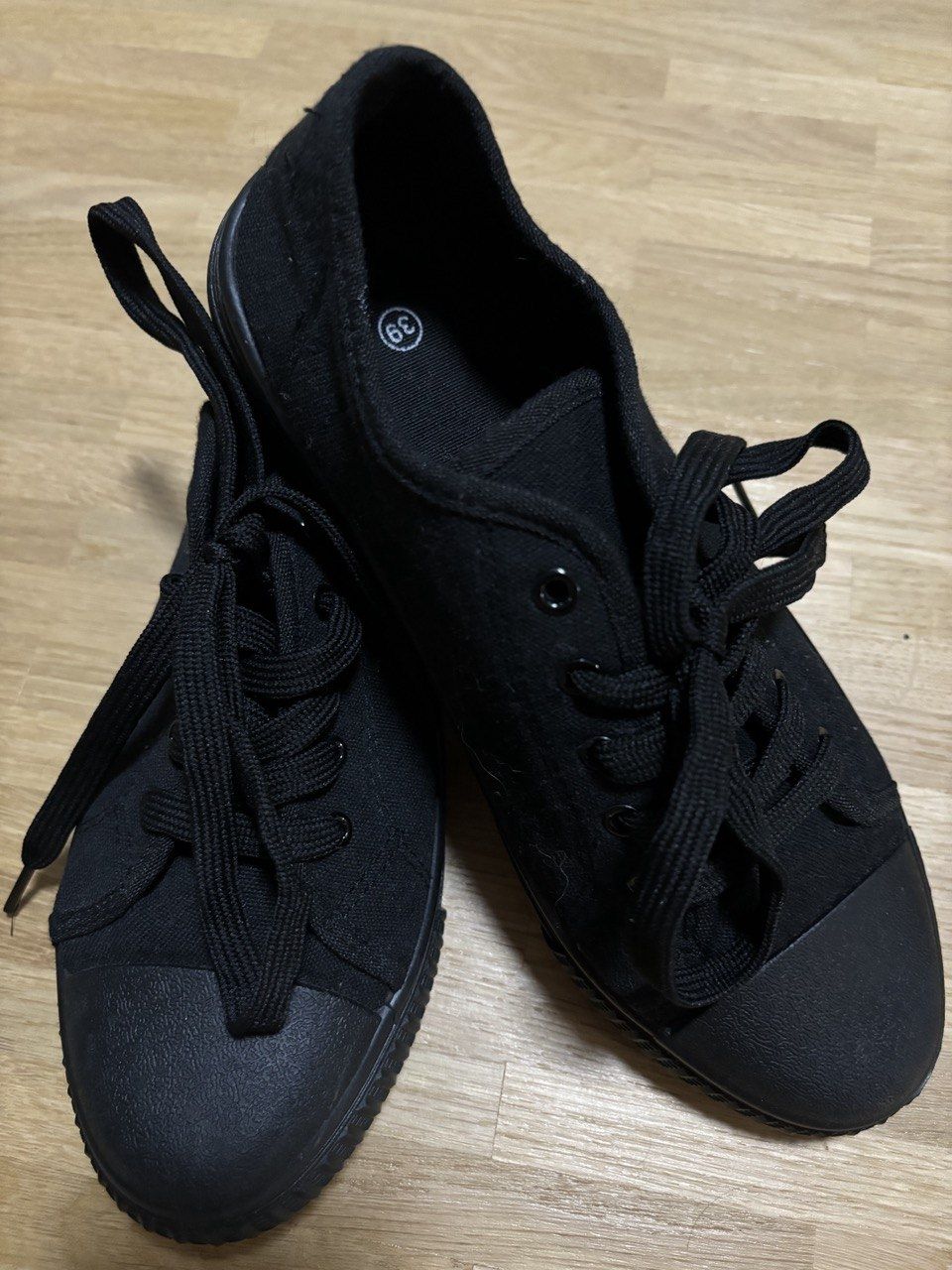 Scarpe da uomo: Turnschuhe  neu – Nuovo (secondo la descrizione) da Zollikofen venduto da dst_6cp2