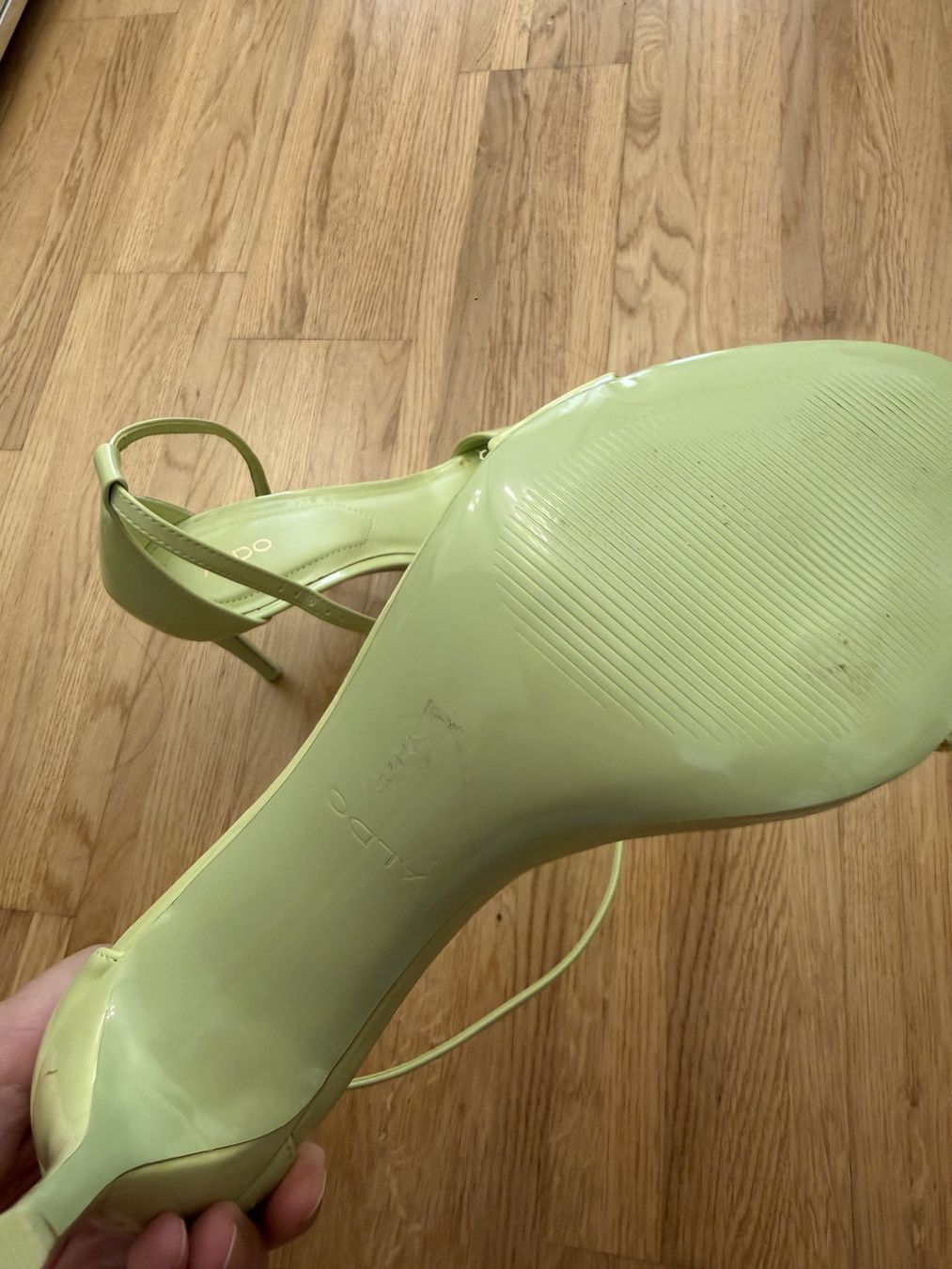 Aldo Scarpe da donna: Hellgrüne High-Heel Sandaletten mit Riemchen – Usato da Schübelbach venduto da flo_z6vh 2