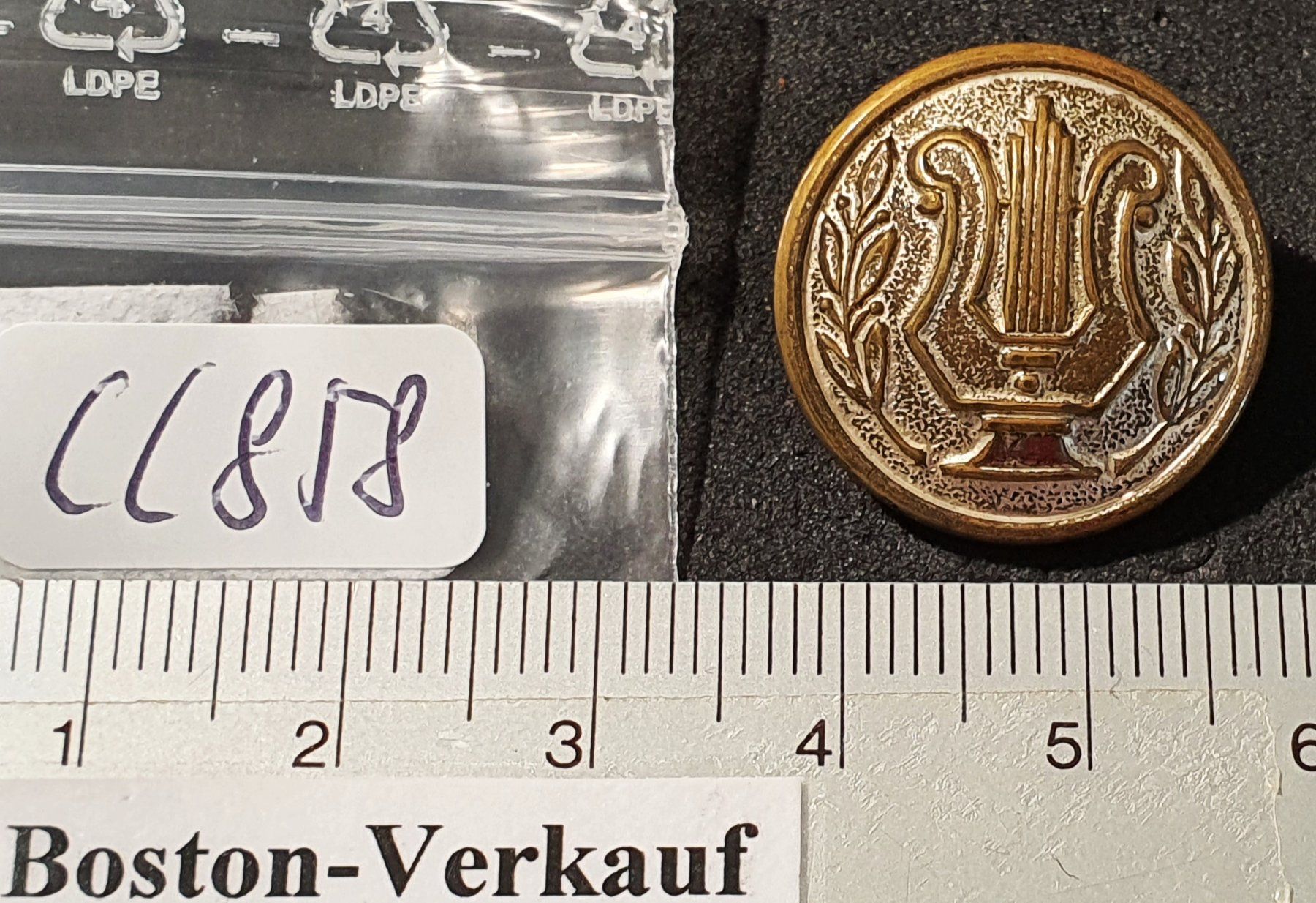 Plaquettes & Badges: CC858 - Alter Knopf Leier Harfe Musikverein oder Militär – D'occasion à Reinach BL par Boston-Verkauf 3