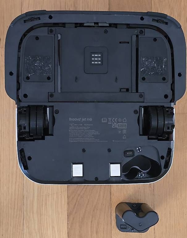 Irobot Aspirateurs & Accessoires: Braava jet m6 TBE – D'occasion à Plan-les-Ouates par Hornet_18 3