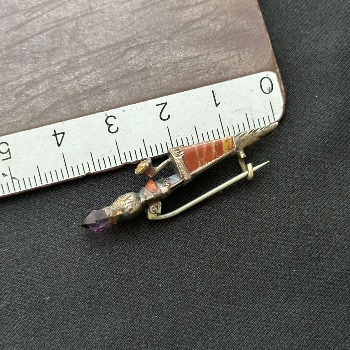 Spille & Fermagli: Vintage Améthyste Pin Brosche aus Messing – Usato da Givisiez venduto da dor_xb9k 2