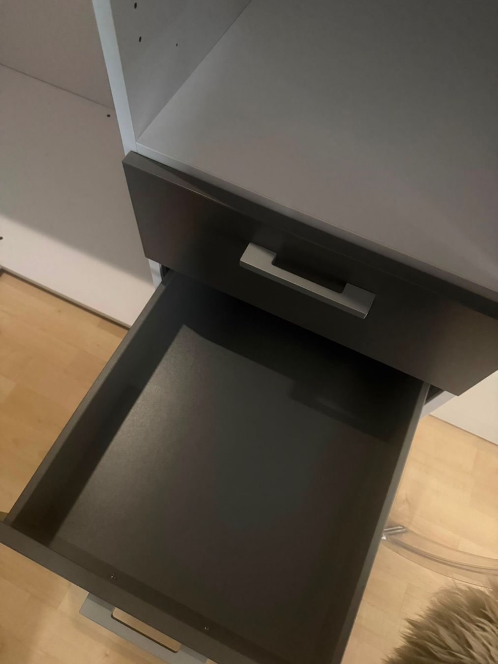 Schränke: Jugendzimmer LOOP Eckschrank / Eck-Kleiderschrank anthrazit – Gebraucht aus Unterkulm von Magoo16876 3