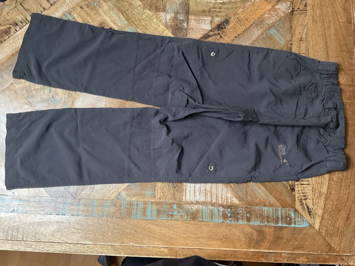 Jack Wolfskin Pantaloni: Jack Wolfskin Kinder Wanderhose Gr. 140  – Usato da Bachenbülach venduto da Sybeco 1