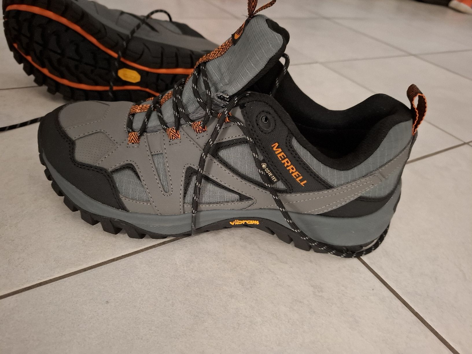 Merrell Herrenschuhe: Merrell bryce raduis gtx T46 – Neu (gemäss Beschreibung) aus Fully von Taaat 1