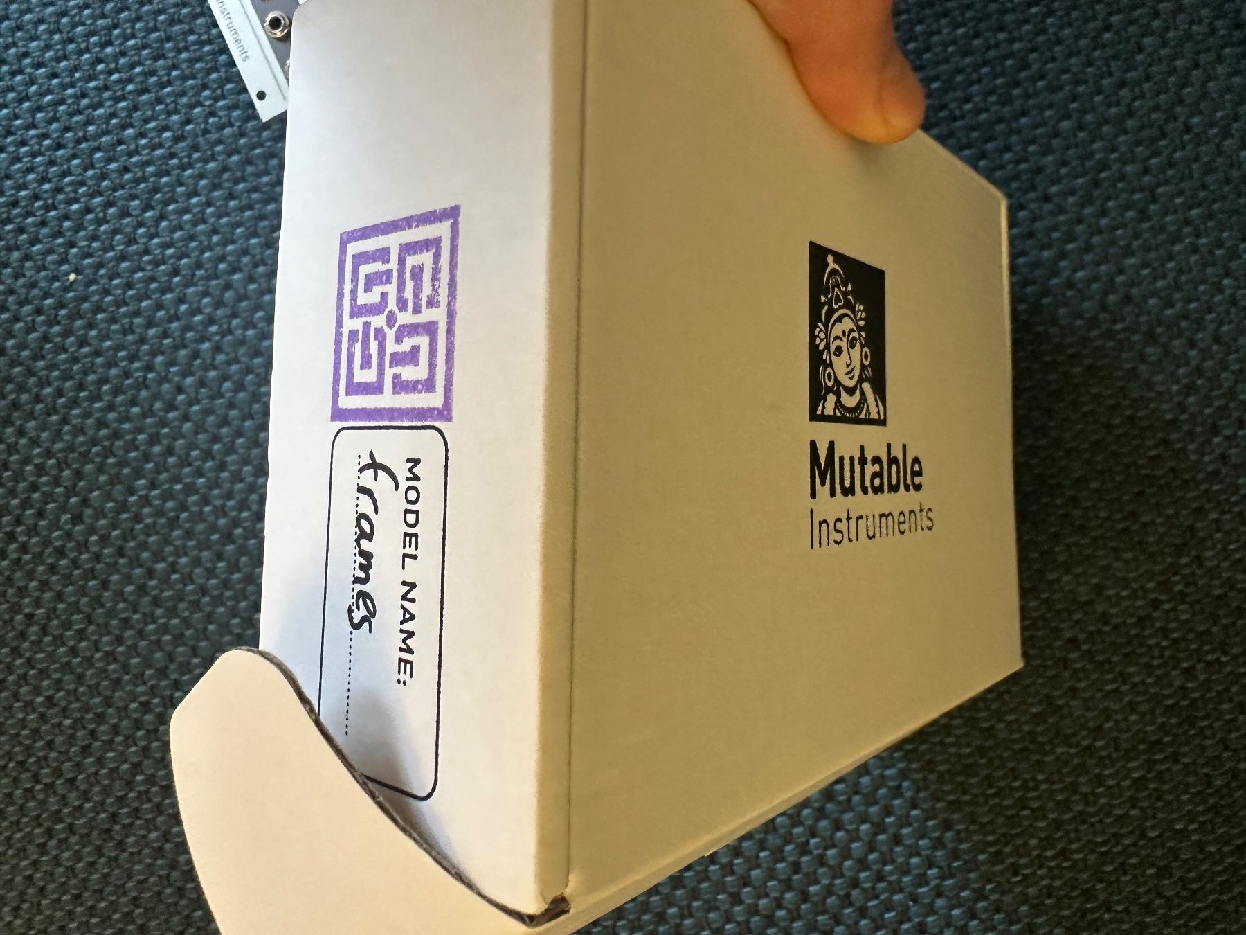 Musikinstrumente: Rare Eurorack Mutable Instruments frames, complete with box – Gebraucht aus Lausanne von Blackdawrf 3