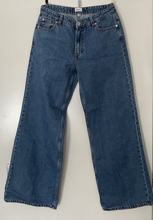 Jeans Only