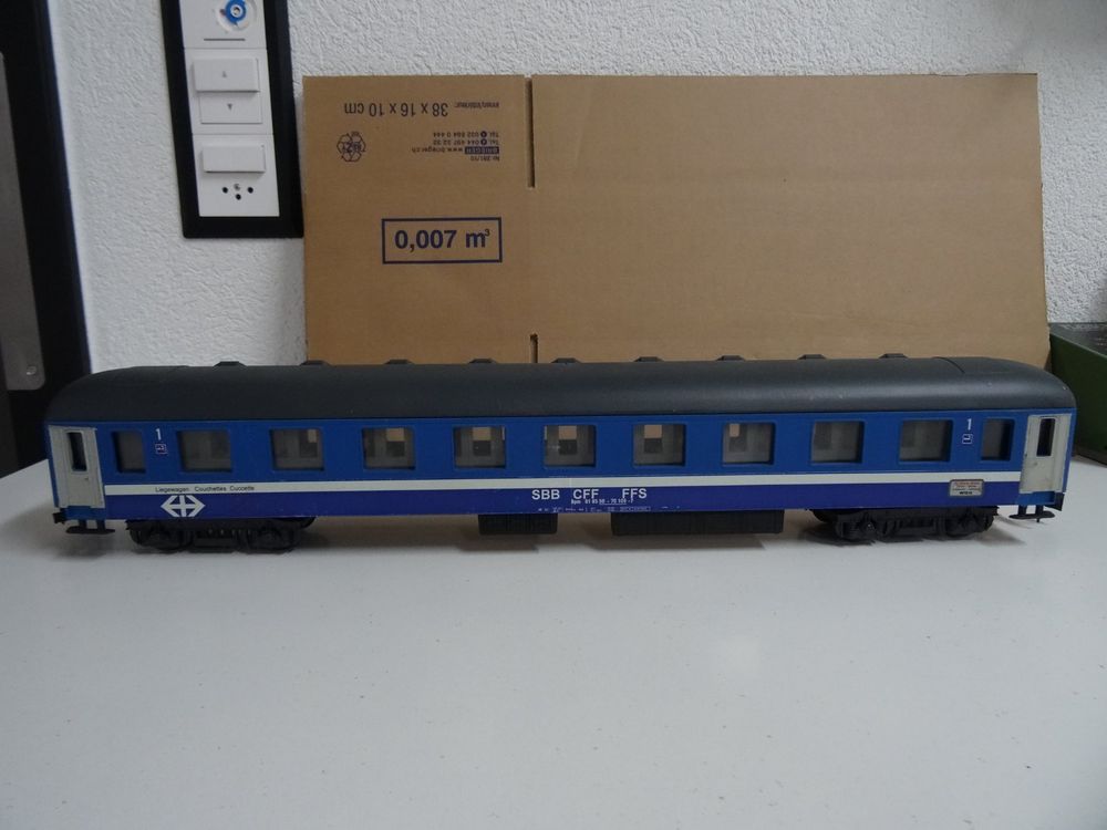Voiture De Train Miniature LIMA échelle 0 - Voiture SNCF A9 1ère Classe à Compartiments - Occasion Rivarossi
