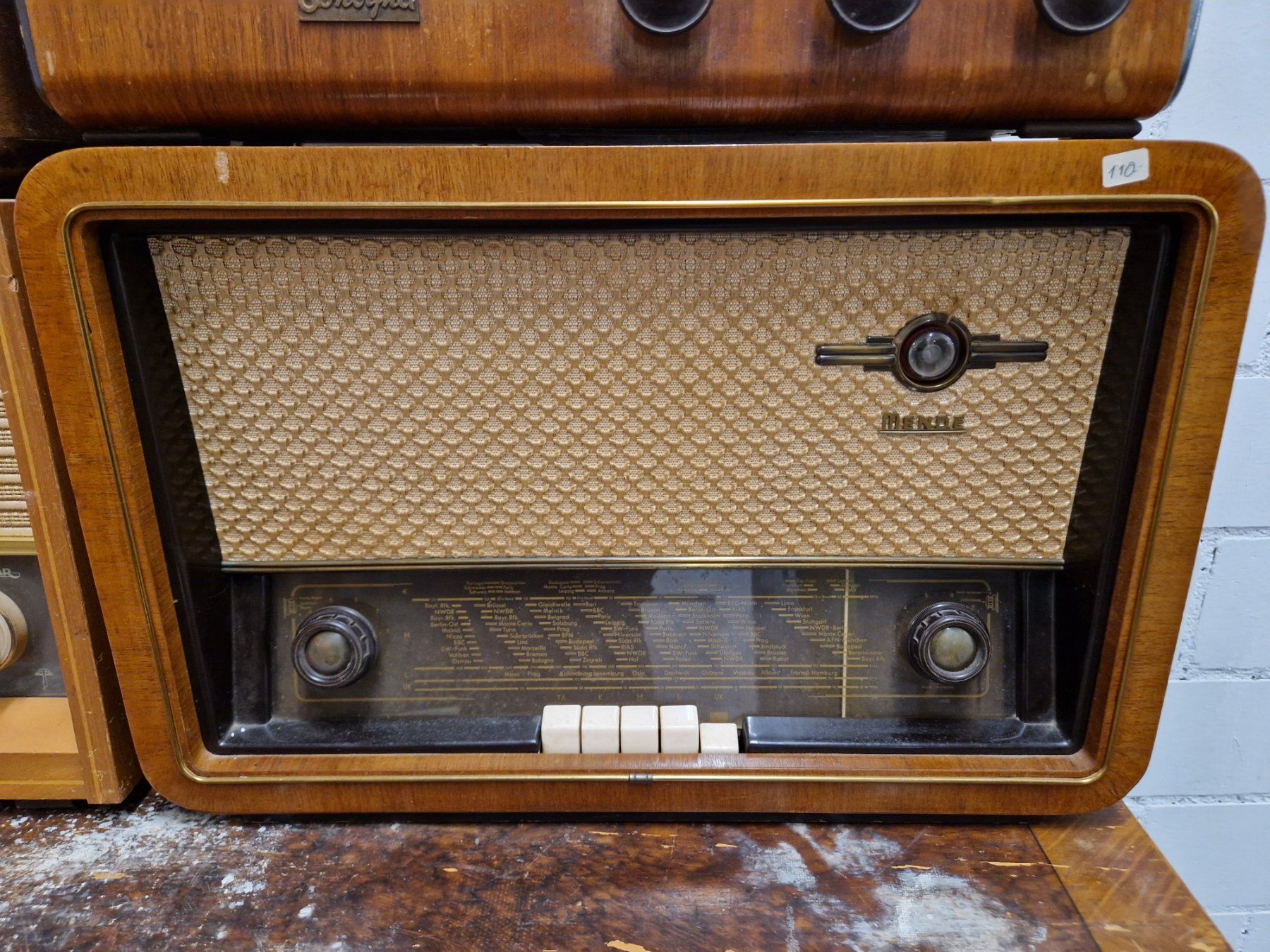 Radio: Röhrenradios Sammlung – Usato da Wädenswil venduto da tometino 1