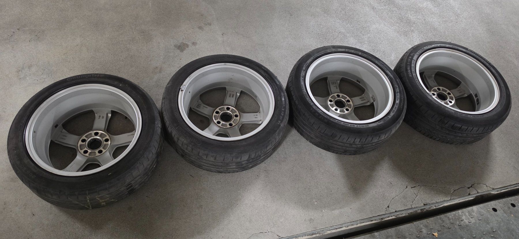 Volvo Pneus & Roues: Original Volvo Radsatz "Cratus" – Neuf (Voir description) à Merligen par SwissMini27 5