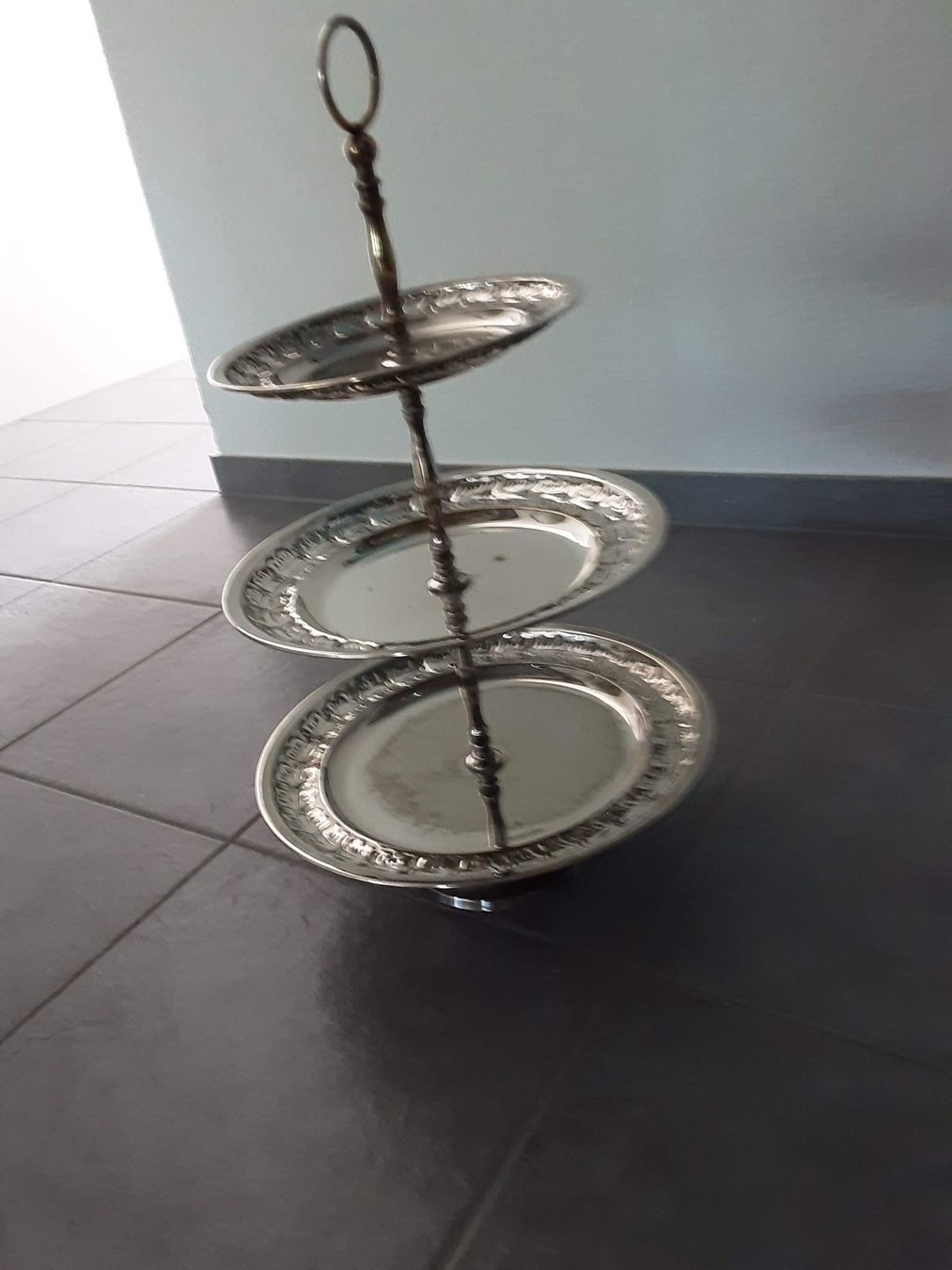 Tutte le decorazioni: Etagère – Usato da Bern venduto da bar_kmf6 1