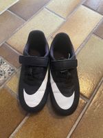 Chaussures de foot Nike enfant, taille 29,5