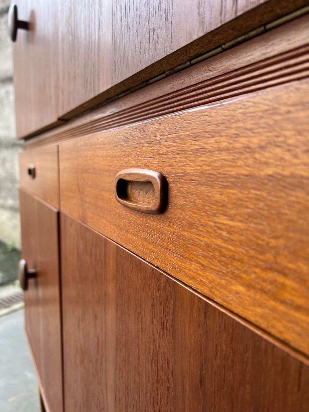 Armadi: Armoire a boisson en teck – Usato da Bulle venduto da ABELiAM 7