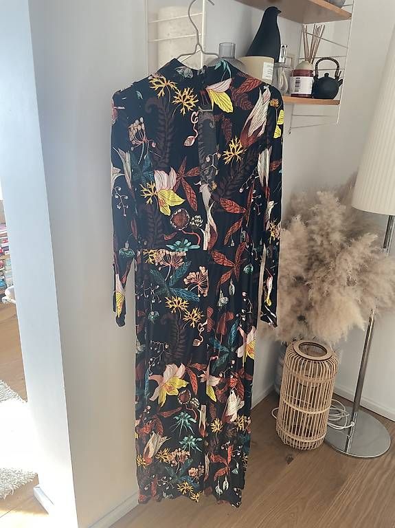 Kleider: Maxikleid Gr 34 – Gebraucht aus Renens VD von siric1996