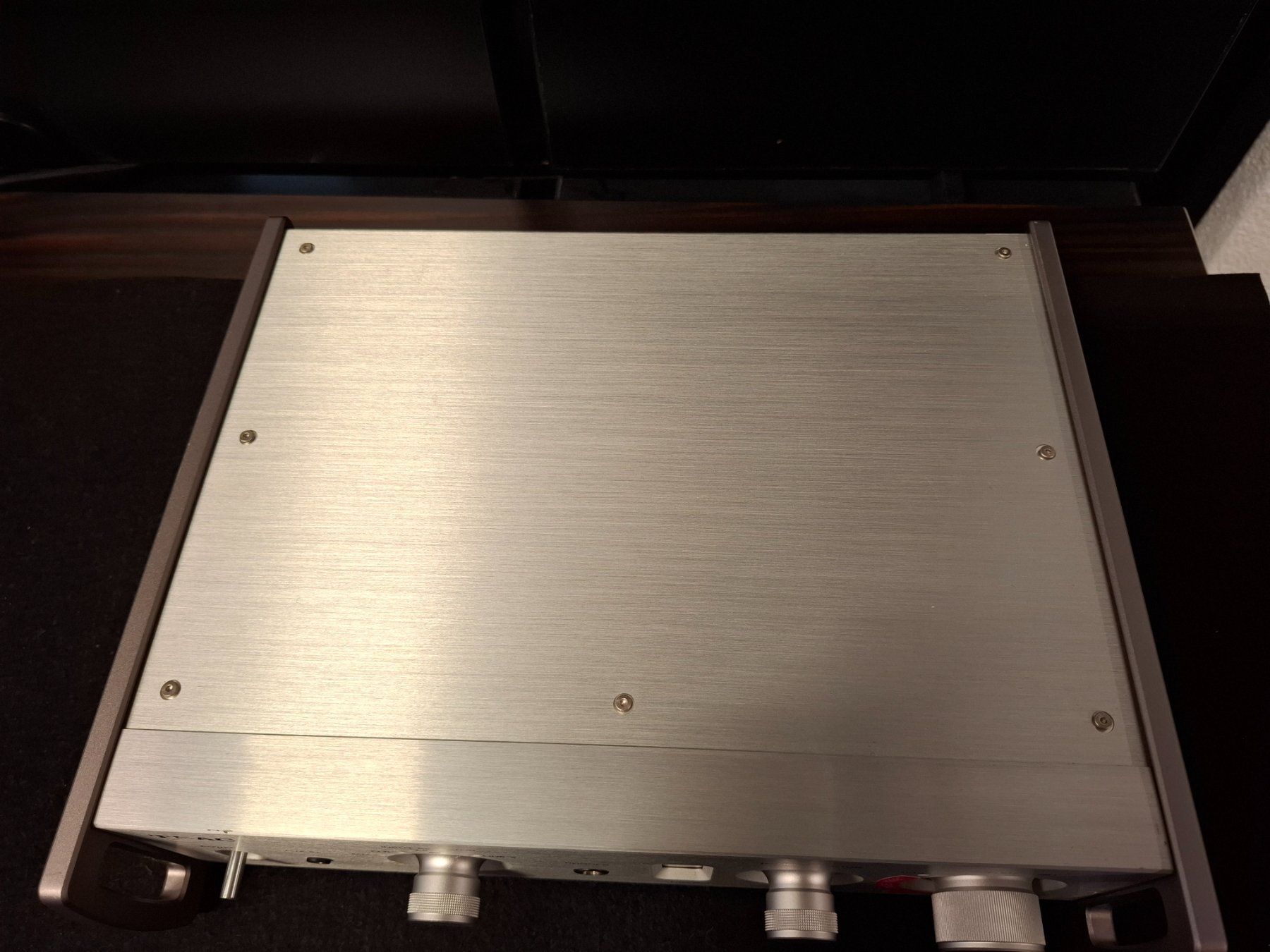 Teac Amplificatori: TEAC HA501 Kopfhörer Verstärker Silber – Usato da Kerzers venduto da Hubihifi 3