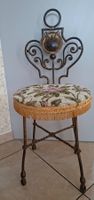 Vintage Stuhl mit Blumenmuster und Metallgestell