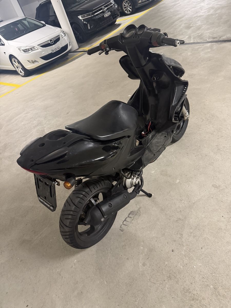 Yamaha Scooters: Roller Yamaha YQ50 – Défectueux à Wetzikon ZH par KIEE 2