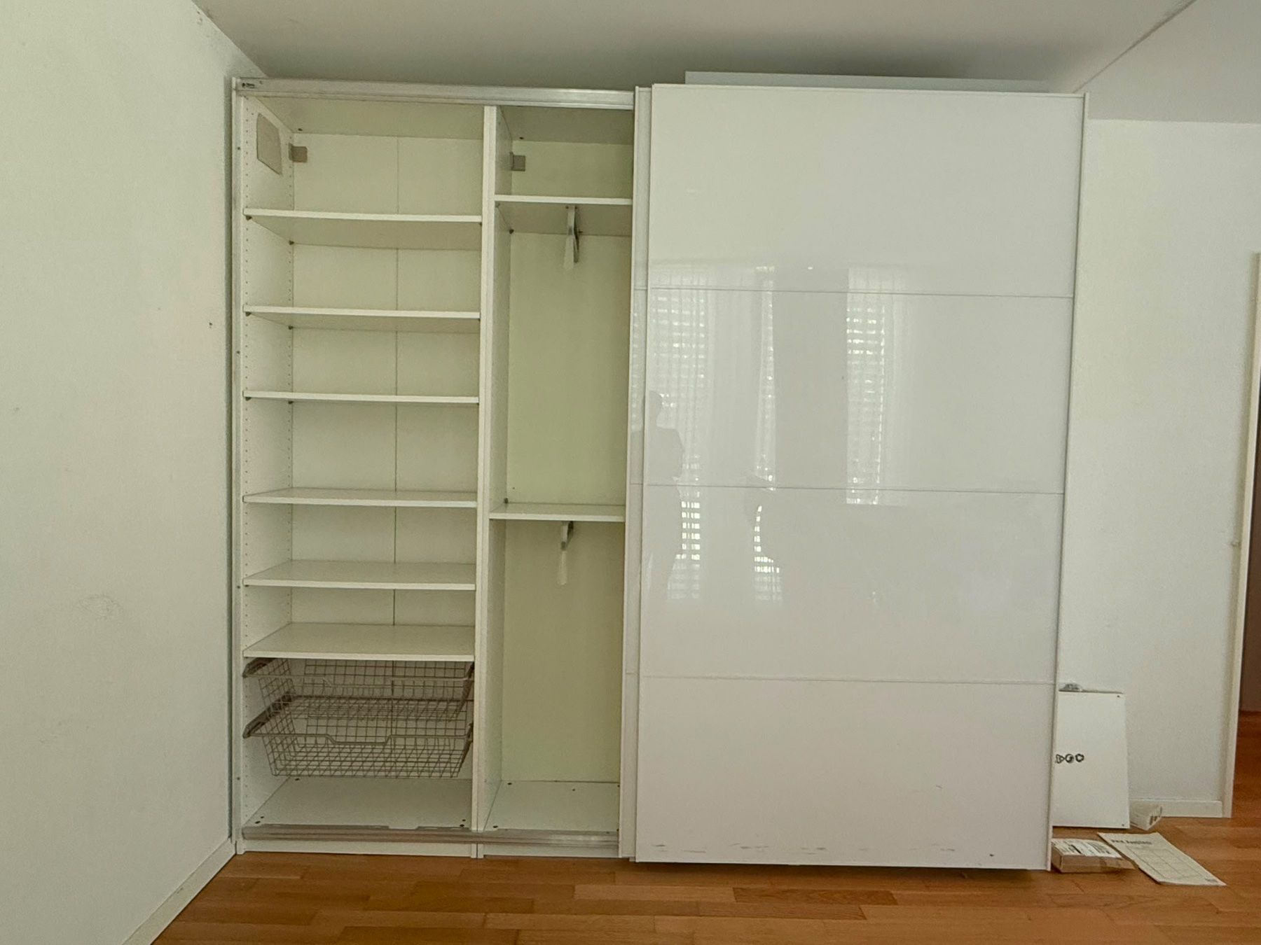 Ikea Schränke: Ikea PAX Kleiderschrank "schmal" gebraucht – Gebraucht aus Adliswil von karpfen113 1