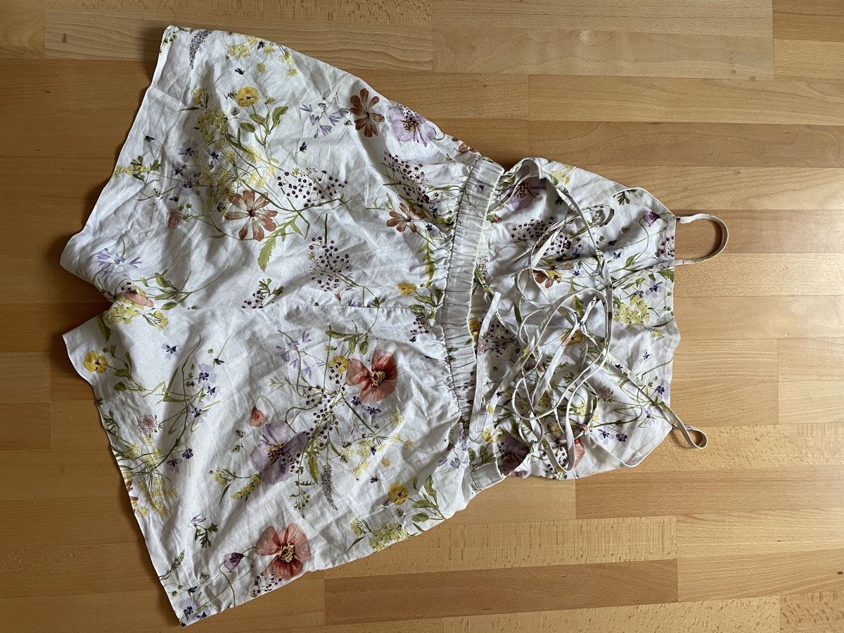 H&M Tute: Blumen Jumpsuit (Linenblend) Grösse 44 – Usato da Winterthur venduto da sabinemarie 1