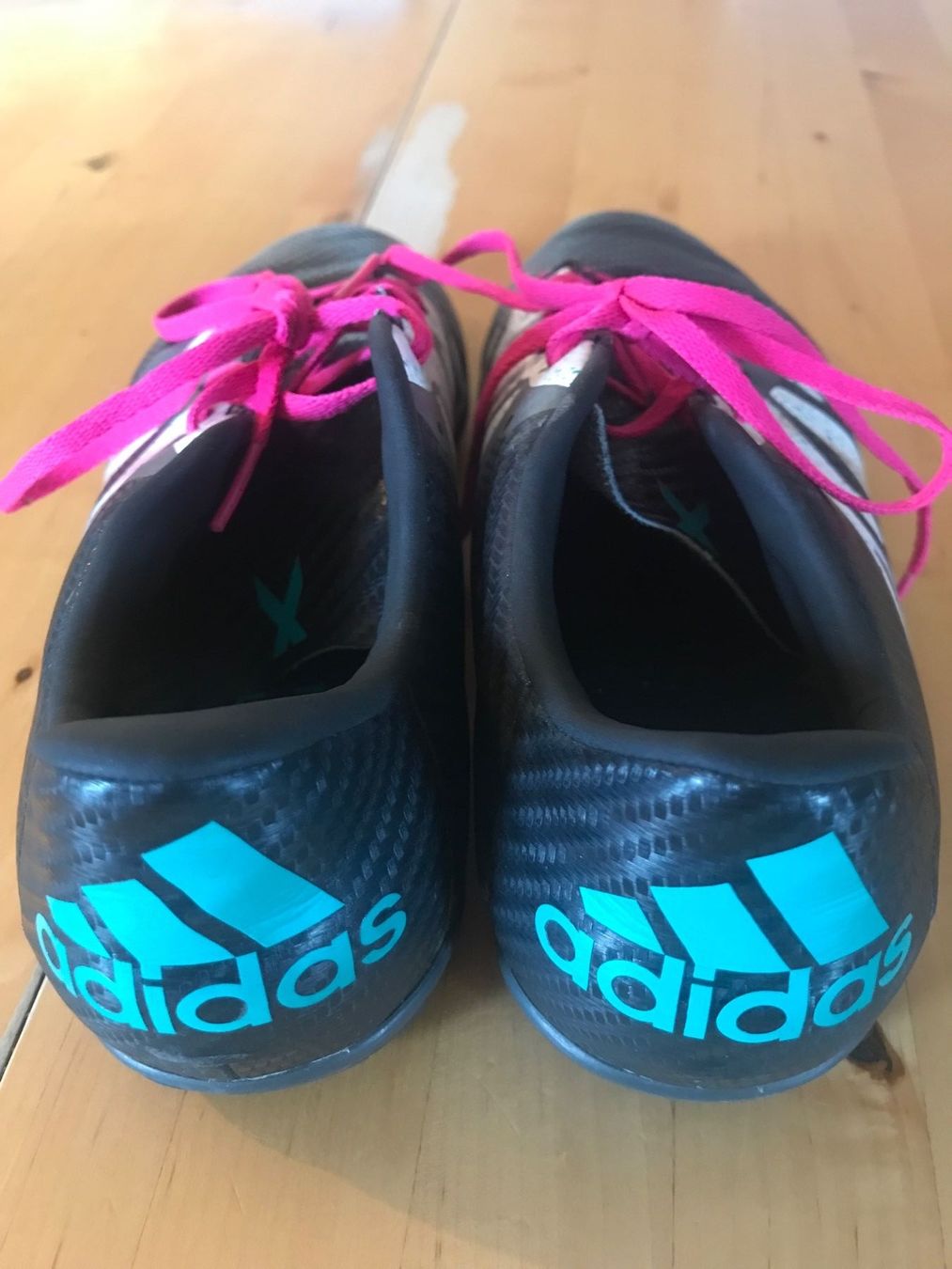 Adidas Scarpe da uomo: Adidas Hallenturnschuhe – Usato da Spiez venduto da HomeShoppingSpiez 2