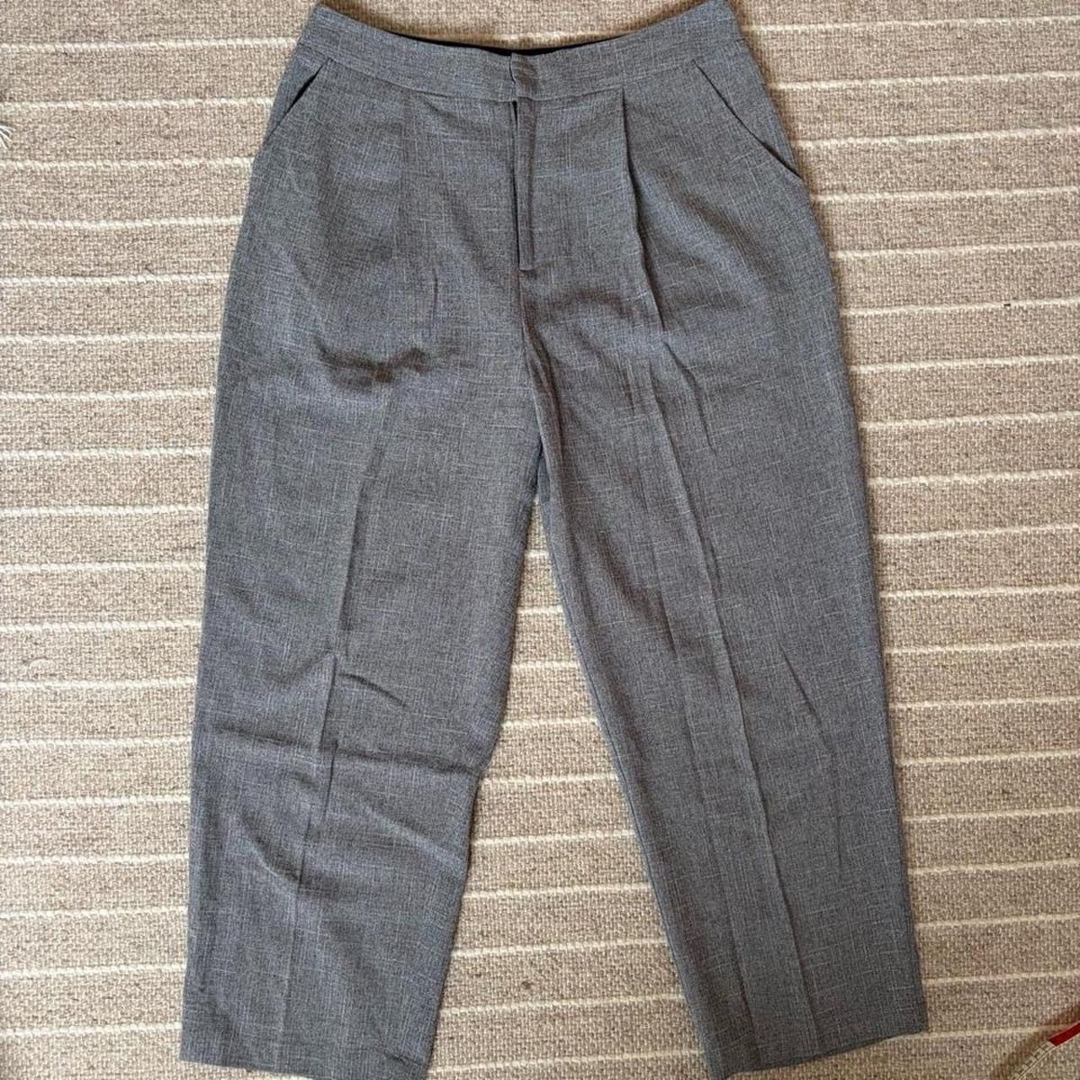 Pantaloni: Grey Pleated Trousers - Size M - Light Before Dark – Usato da Winterthur venduto da nadjaaa17