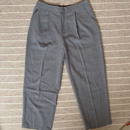 Grey Pleated Trousers - Size M - Light Before Dark