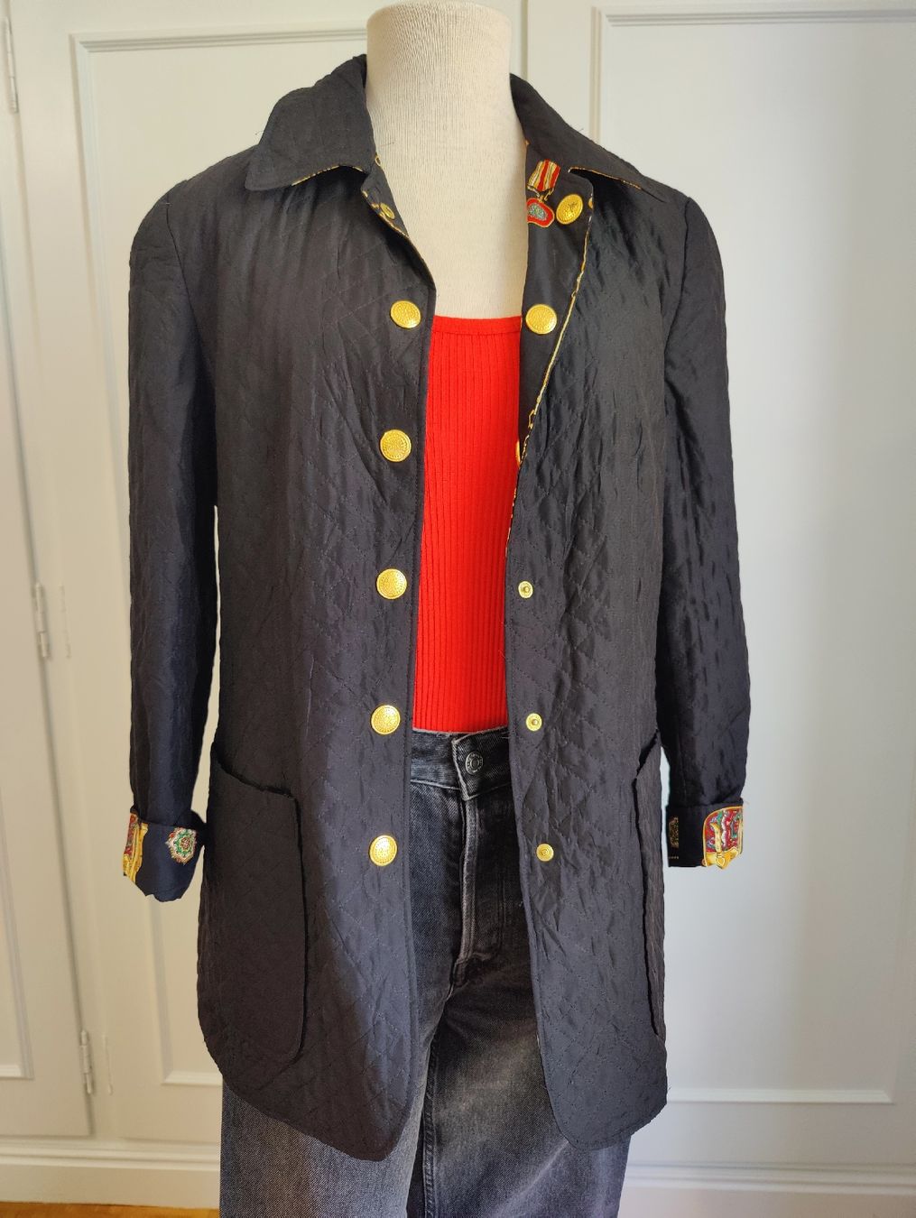 Giacche: Vintage Double-Face Baroque Silk Jacket Blazer – Usato da La Tour-de-Peilz venduto da dAutrefois 6