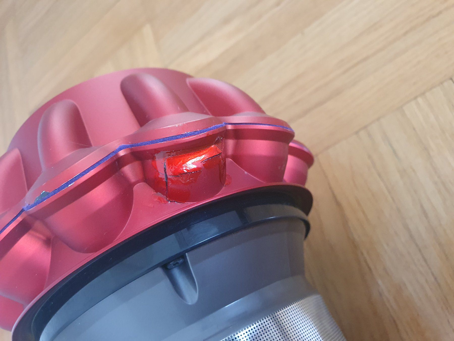 Dyson Aspirateurs & Accessoires: Cyclone Dyson V10 pour pièces – Défectueux à Prilly par RoDyRe 5
