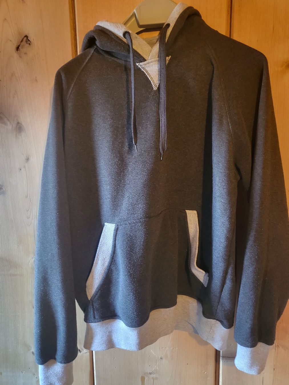 Maglioni & Felpe: Sweatjacke Kapuze von Osama – Usato da Trin venduto da gumalcan 5