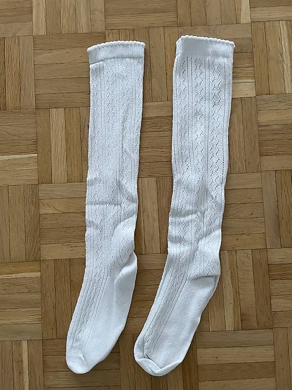 Socken: Dirndel Socken – Gebraucht aus Uzwil von msc_m9qh