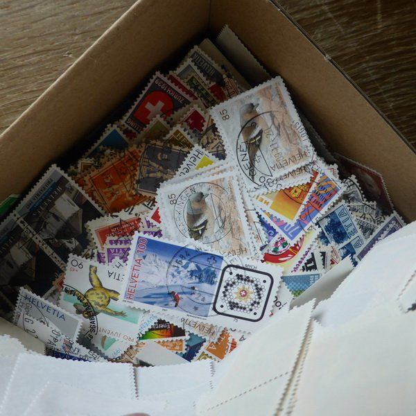Alle Briefmarken: ca. 2,1 Kg CH - Doubletten ab URALT  kl. Einblick s. Bilder – Gebraucht aus Egliswil von Trens01 5