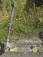 Klappbarer Aluminium Trottinett silber gebraucht