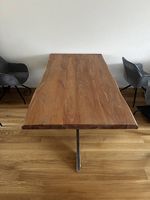Esstisch aus Holz