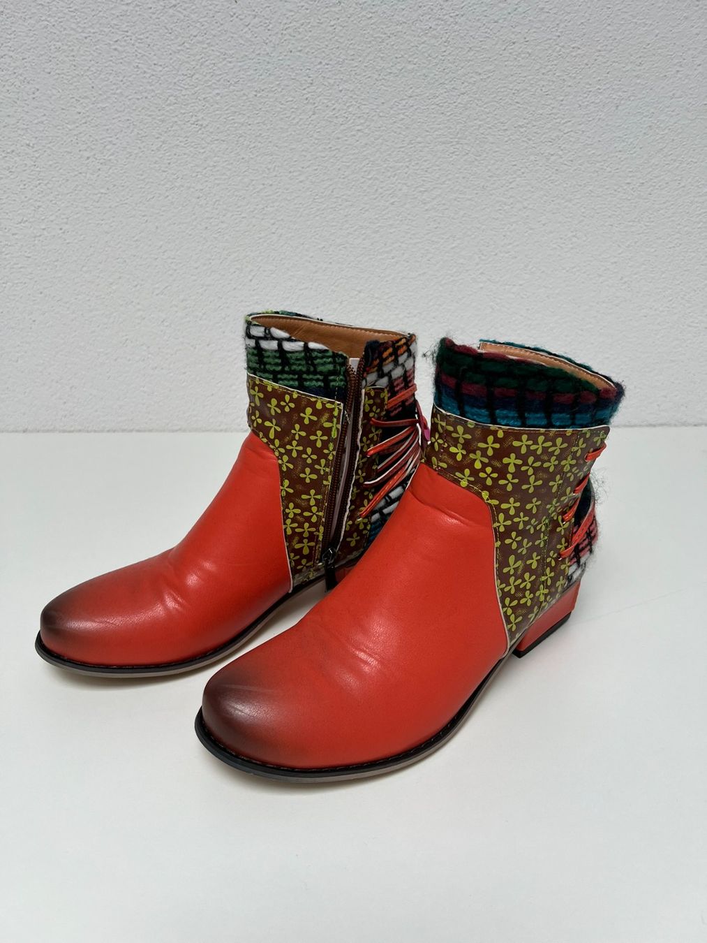Boohoo Chaussures femmes: Ausgefallene Boho Stiefeletten Bunt Gr. 41 – D'occasion à Dagmersellen par nad_z66g 1