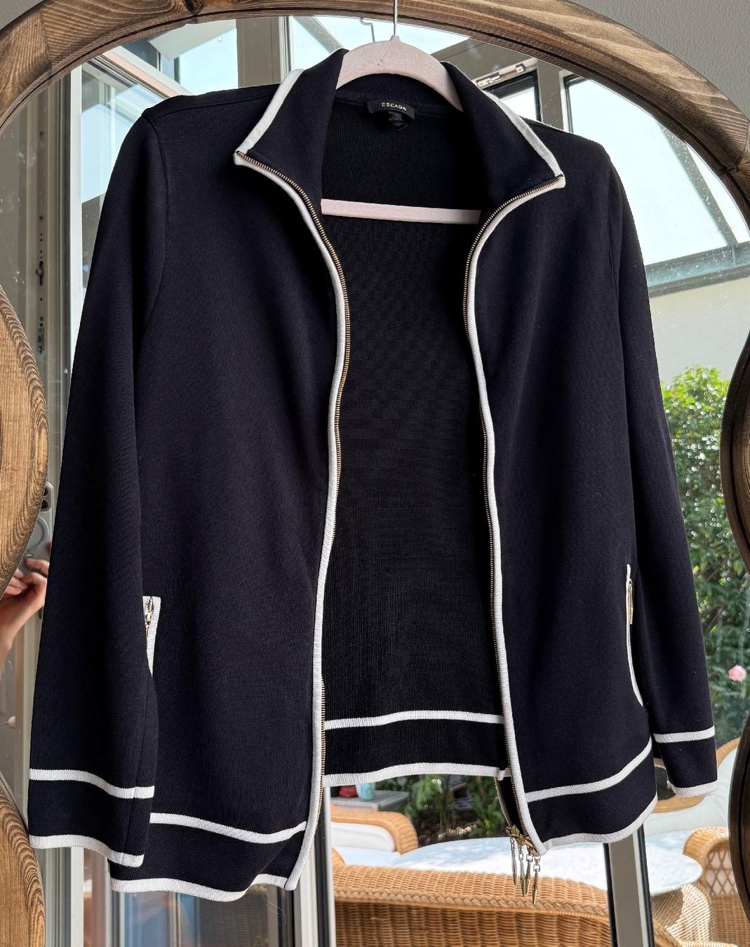 Escada Giacche: ESCADA Strickjacke, Bluse Gr. M-38 (IT-42) – Usato da Winterthur venduto da tim_cl8x
