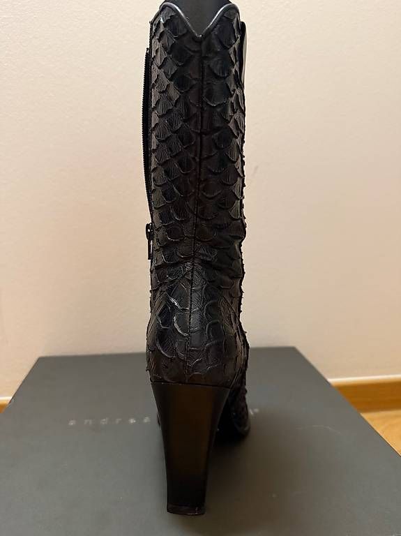 Chaussures femmes: Stivale pitone nero – D'occasion à Rancate par aga_t2st 2