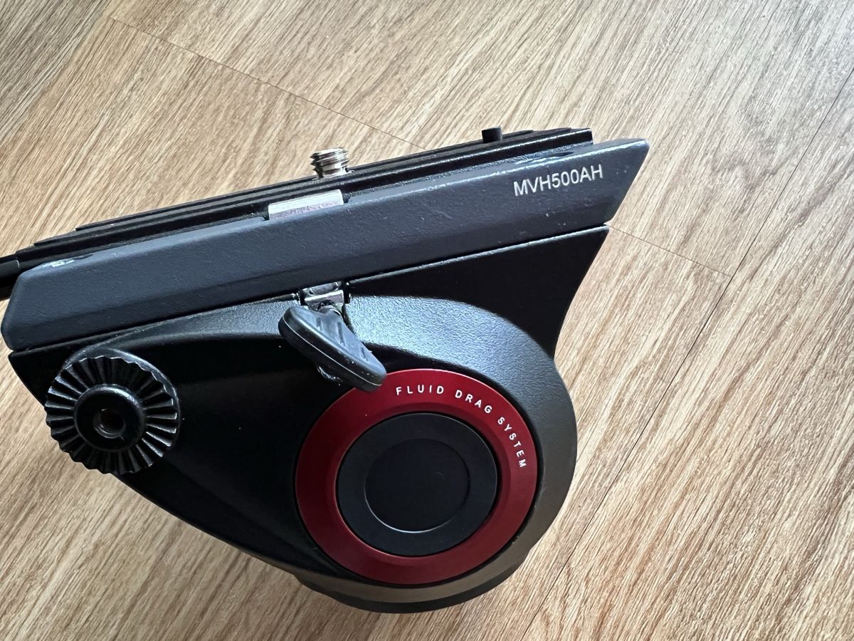 Manfrotto Treppiedi & Teste: Manfrotto Fluid Head MVH500AH – Nuovo (secondo la descrizione) da Winterthur venduto da Hello088x 1