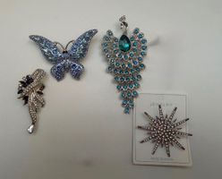 Broschen neu diverse Modelle, Design, Grösse