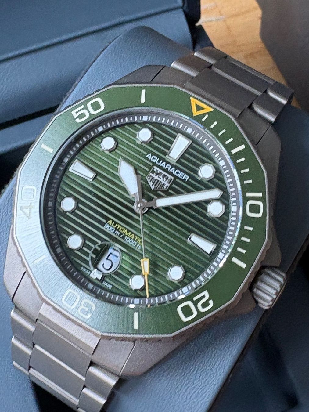 Tag Heuer Orologi: TAG Heuer Aquaracer Titanium Fullset – Usato da Birsfelden venduto da Mynos 1