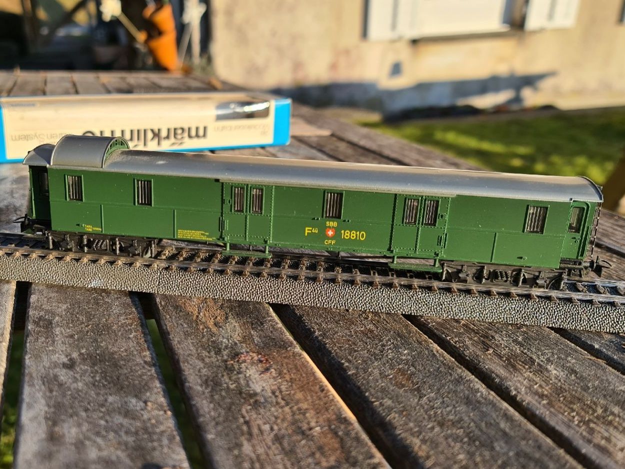 Märklin Modellini di ferrovie: Märklin 4146 Gepäckwagen – Usato da Bottenwil venduto da Wild_1 2